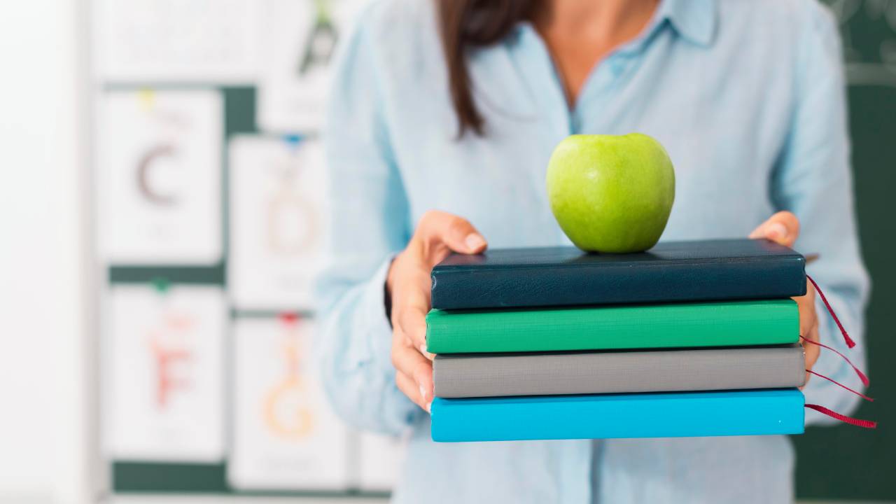 Corsi abilitanti per insegnanti: pubblicato il bando Mercatorum e San Raffaele 2025/2026